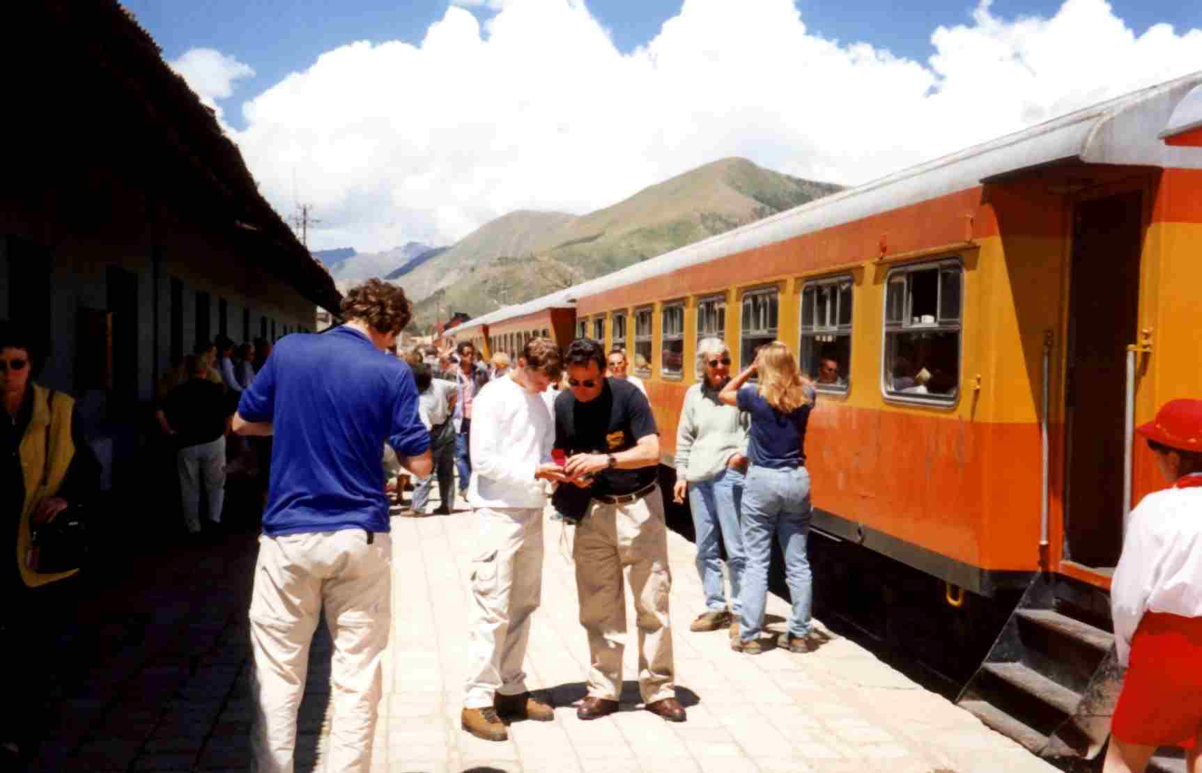 Train to Puno